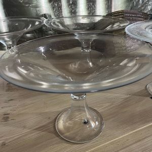 4 12inch glass center pieces